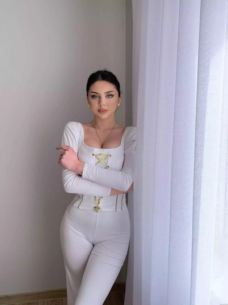 Tetyana Profile image 4