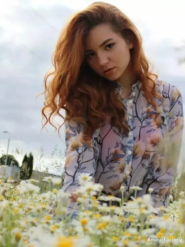 Mariana Profile image 3