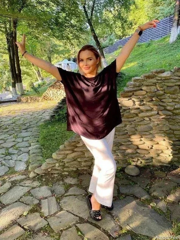 Yasmin Profile image 4