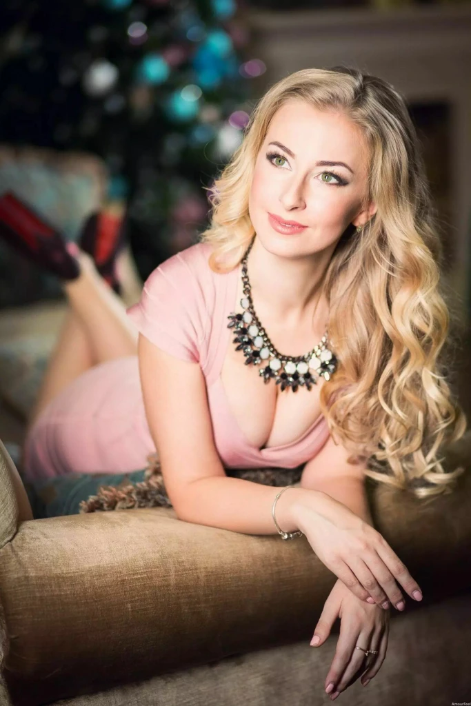 Alexandra Profile image 3