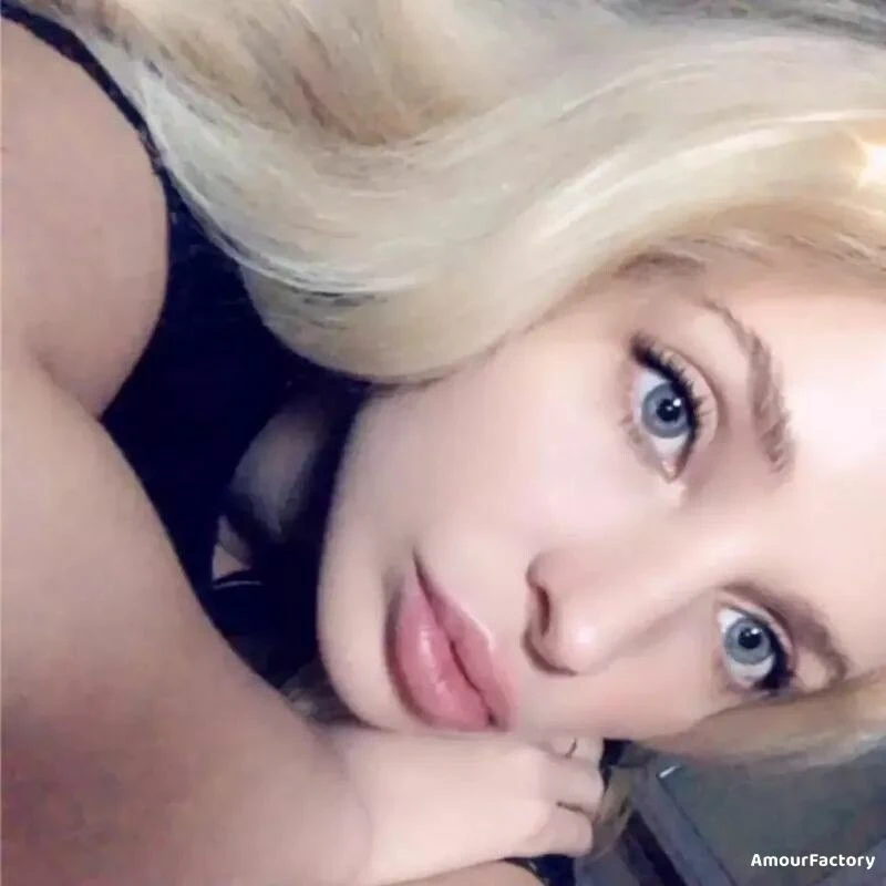 Aliona Profile image 4