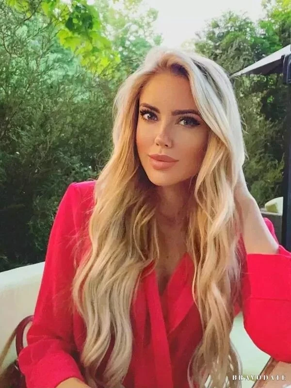 Veronika Profile image 4