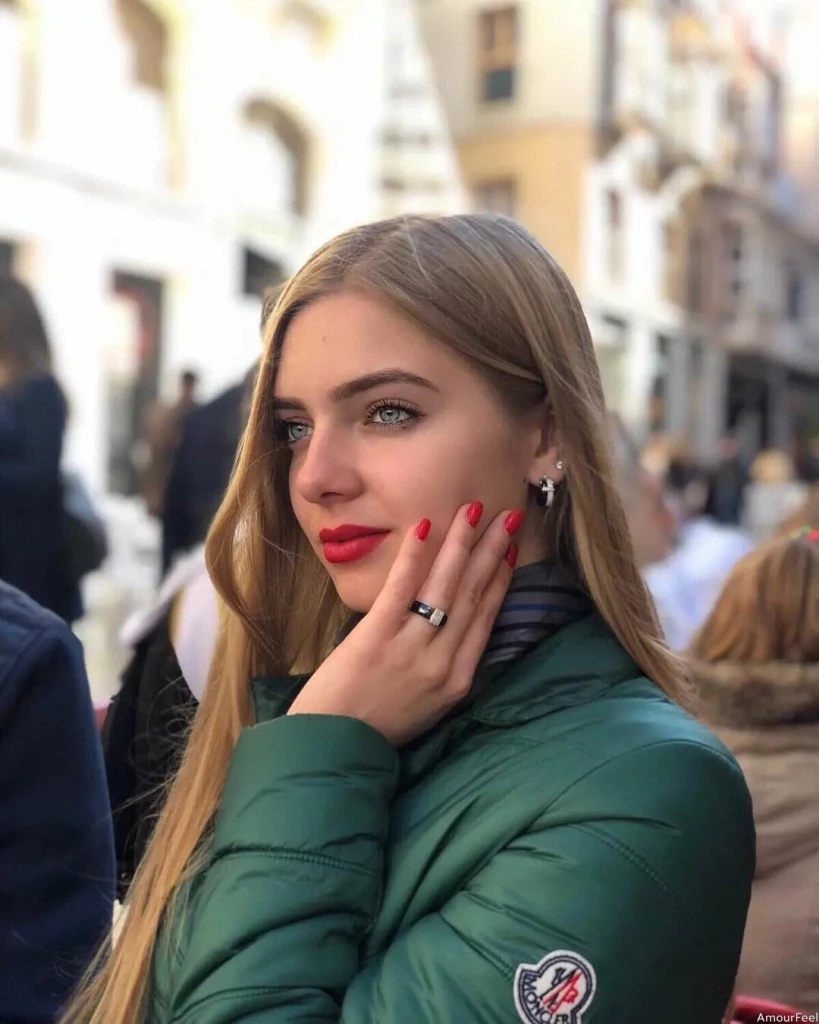 Diana Profile image 4