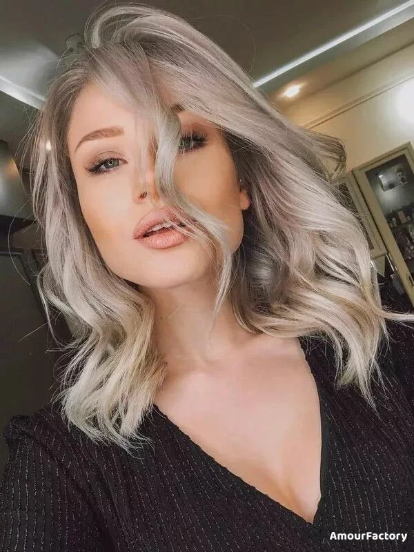 Valeria Profile image 2