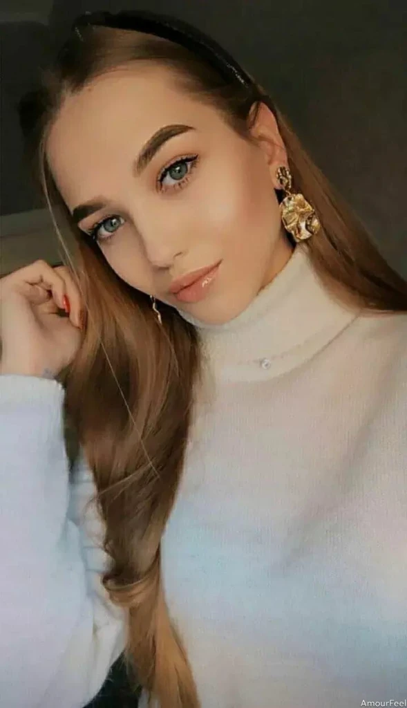 Anna Profile image 3