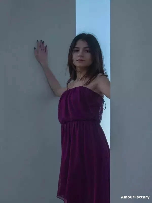 Oksana Profile image 3