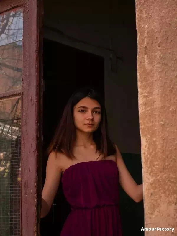 Oksana Profile image 1