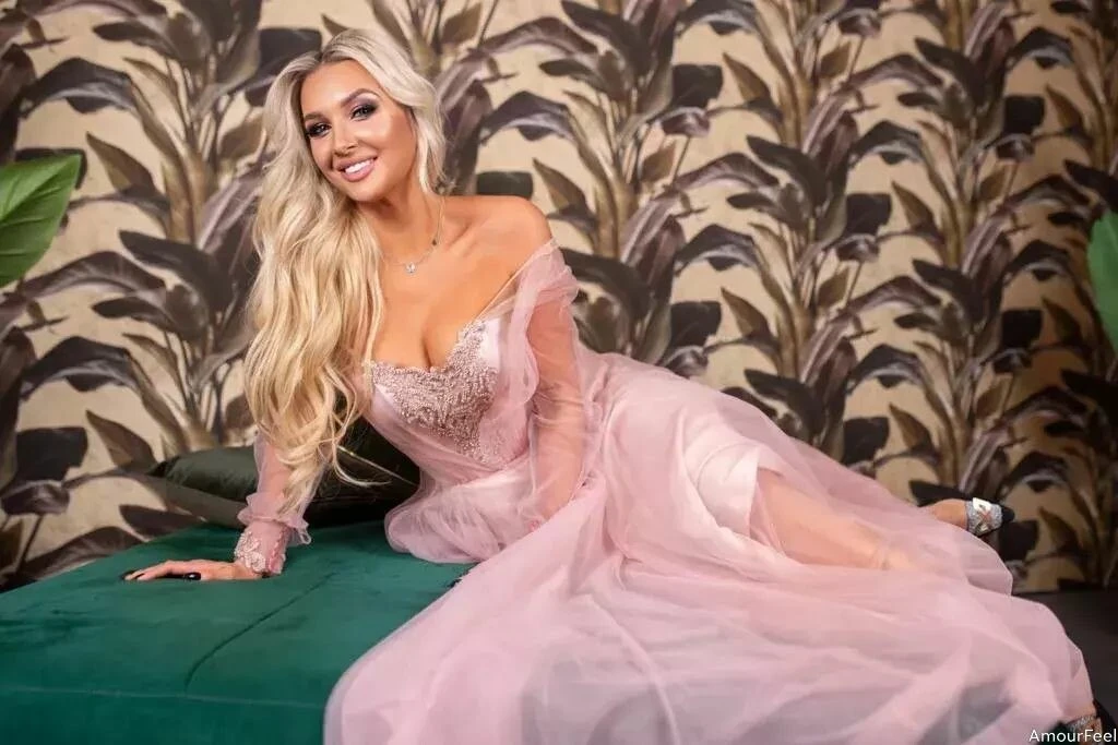 Olga Profile image 1