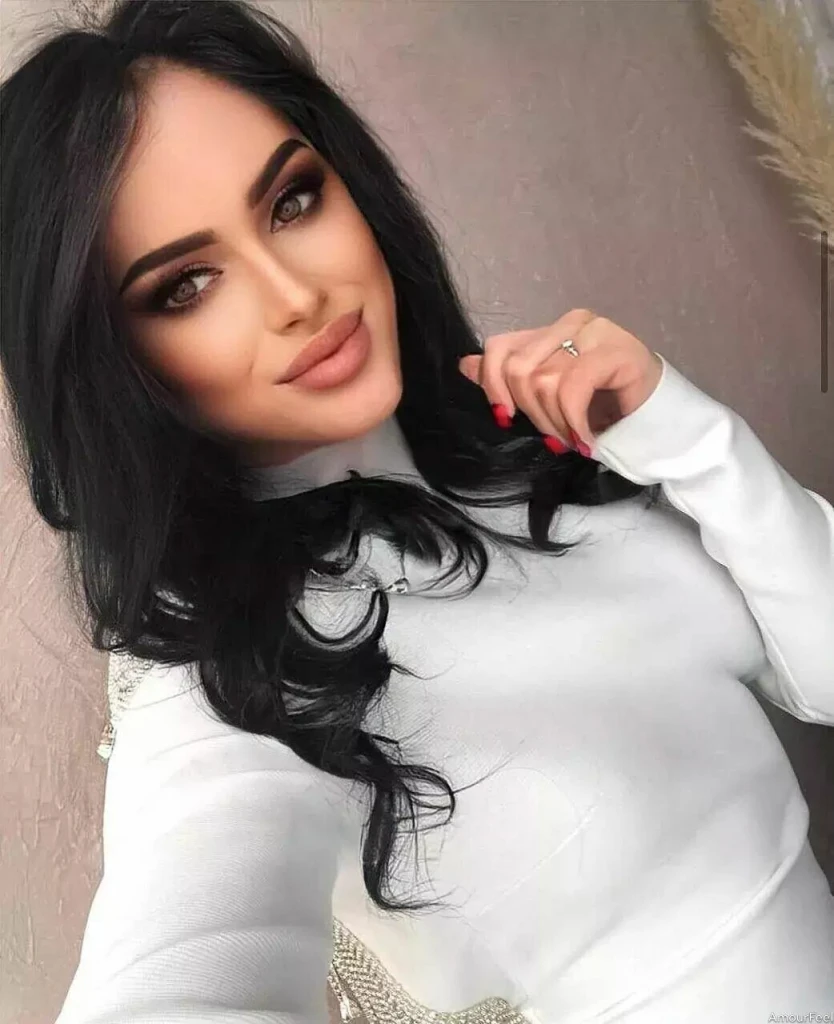 Lyudmila Profile image 2