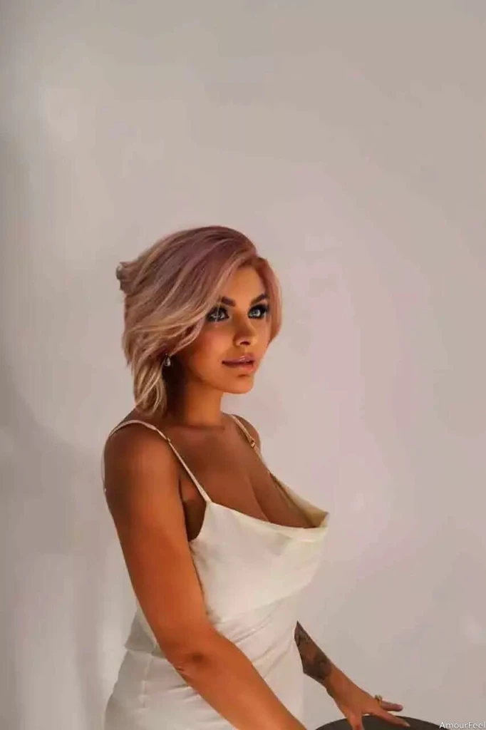 Polina Profile image 4