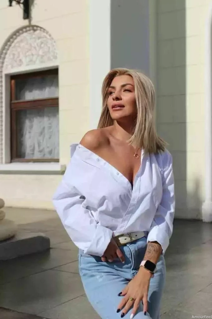 Polina Profile image 2