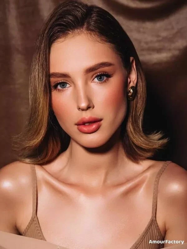 Ilona Profile image 2