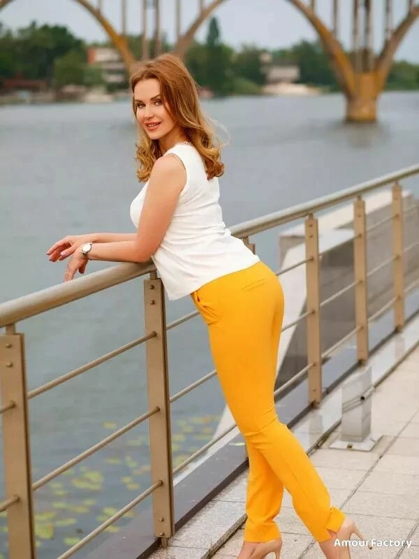 Juliya Profile image 2