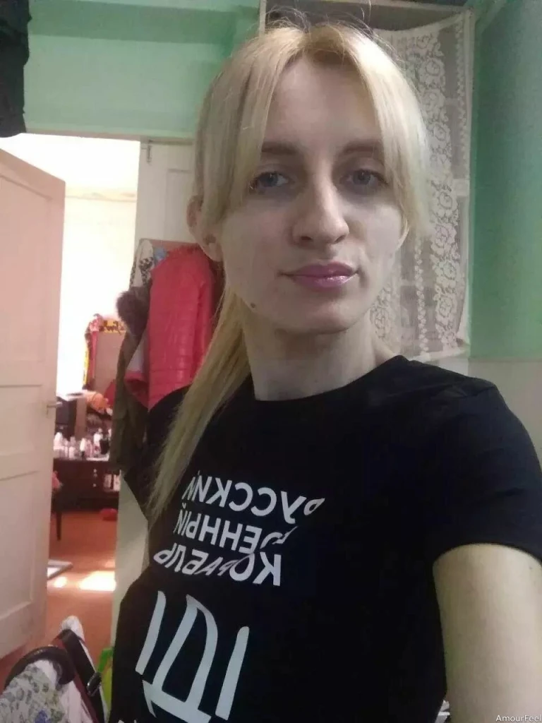 Alisa Profile image 2