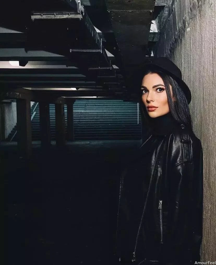 Alina Profile image 3