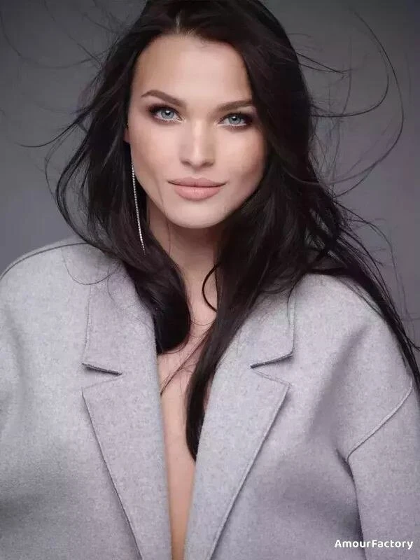 Alina Profile image 3