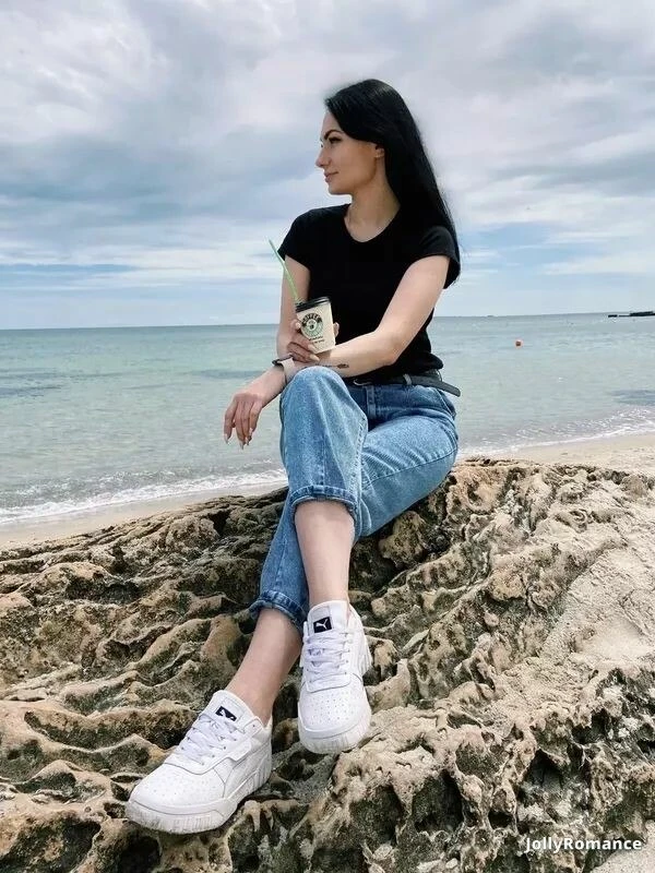 Lilia Profile image 1