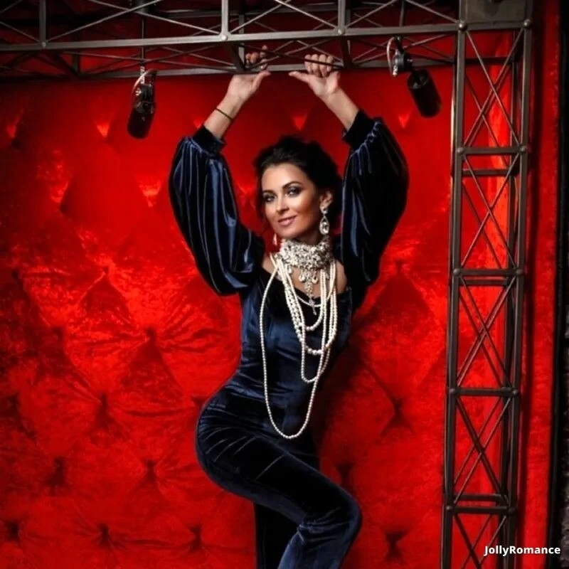 Olga Profile image 1