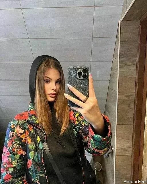Victoria Profile image 1