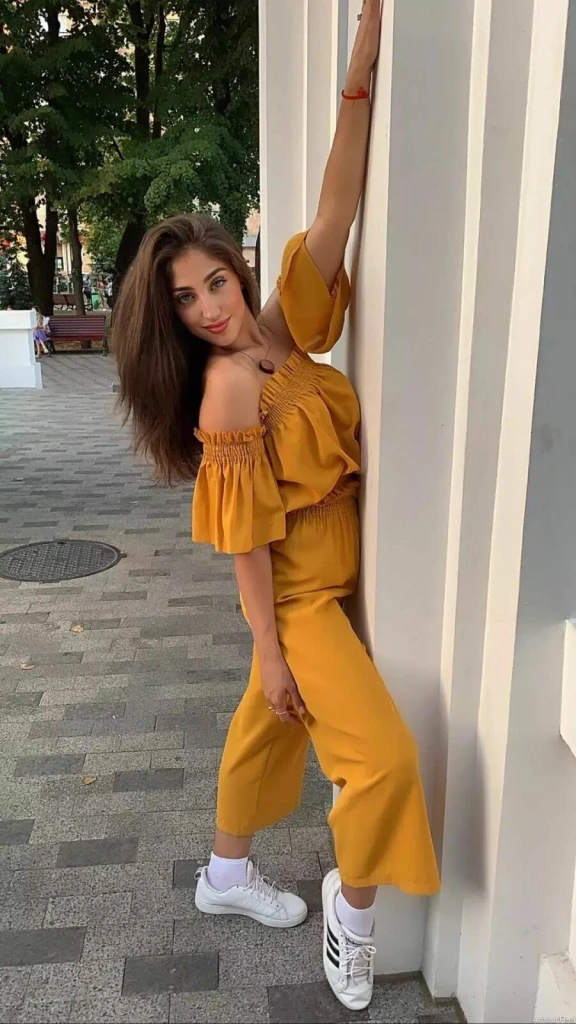 Alona Profile image 4