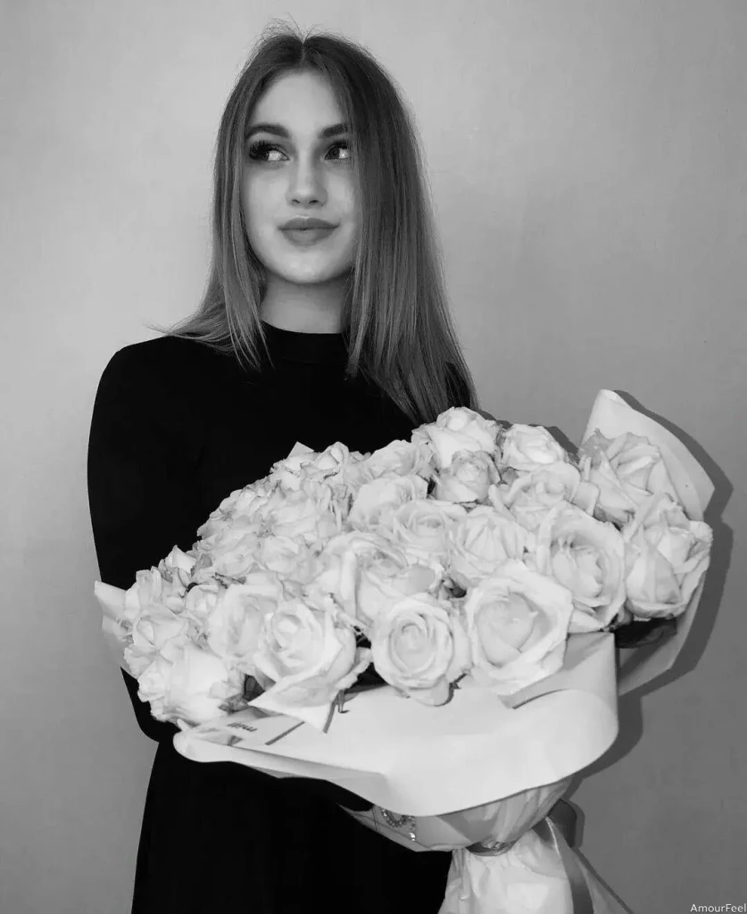 Olena Profile image 2