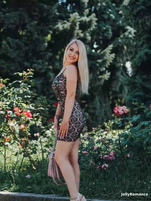 Diana Profile image 4