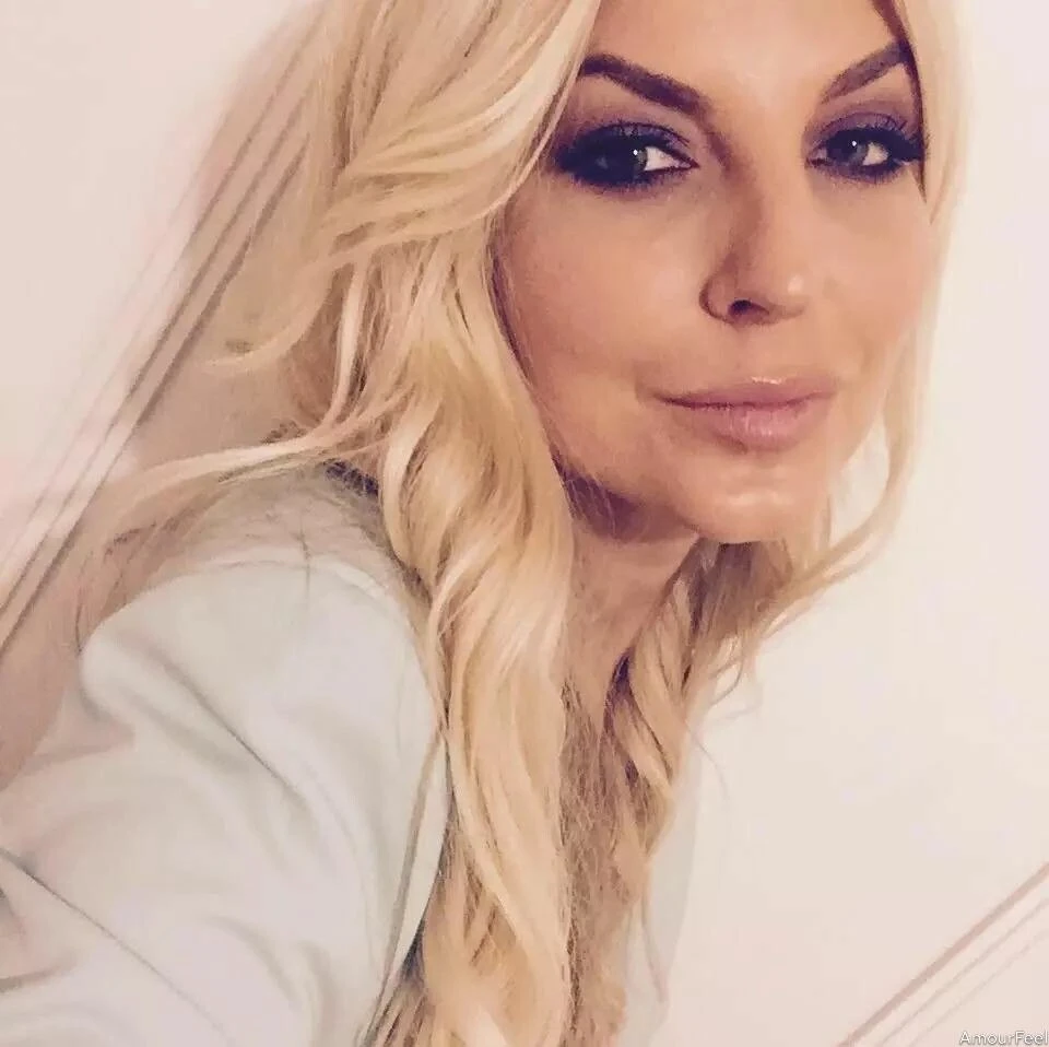 Larisa Profile image 4