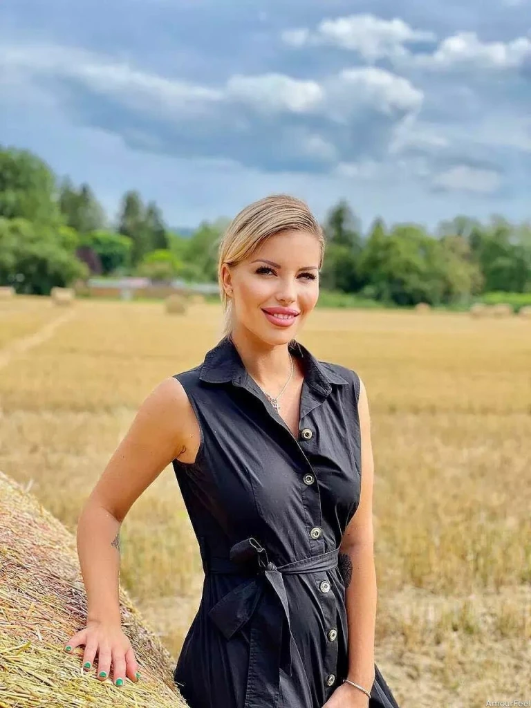 Ekaterina Profile image 4