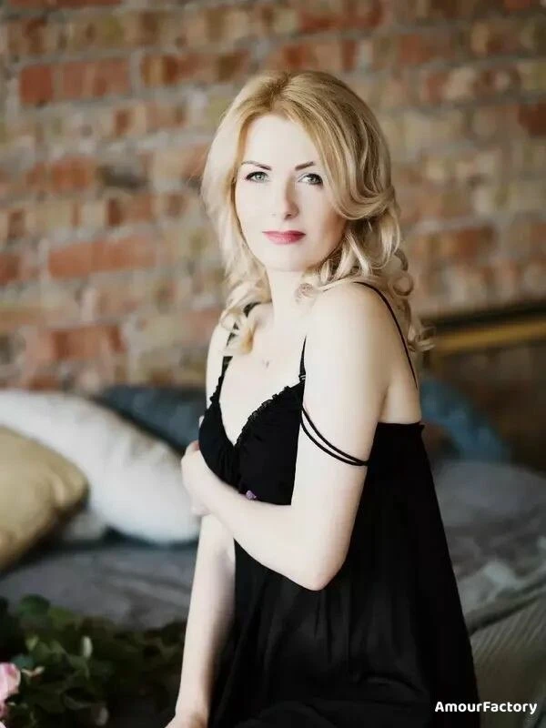 Yulia Profile image 1