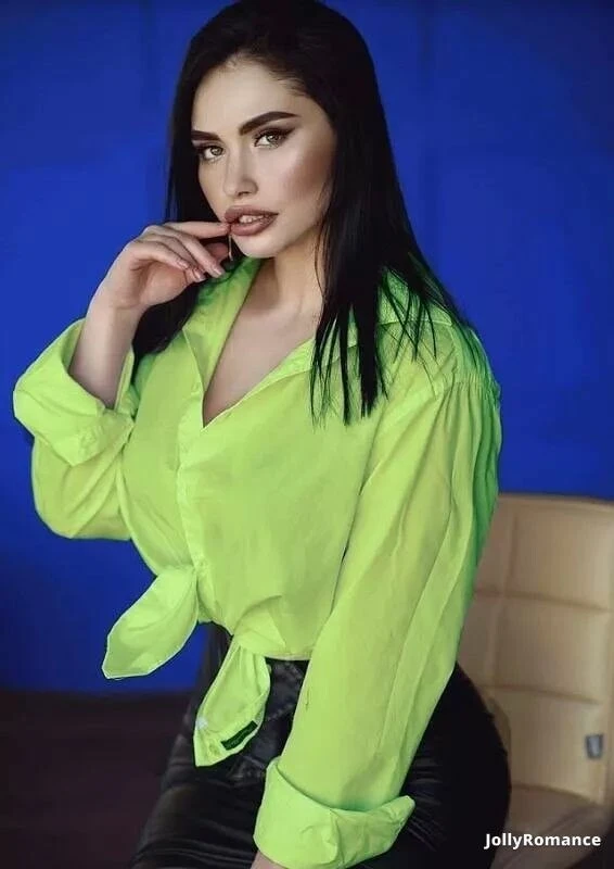 Olga Profile image 1