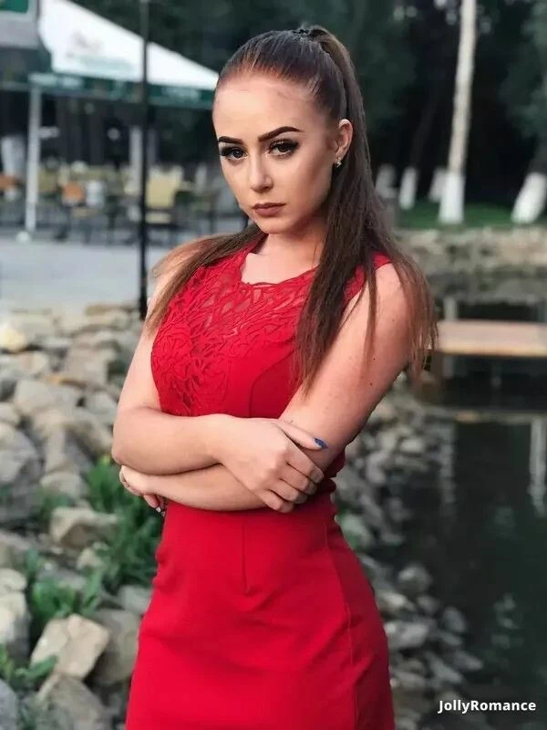 Natalia Profile image 2