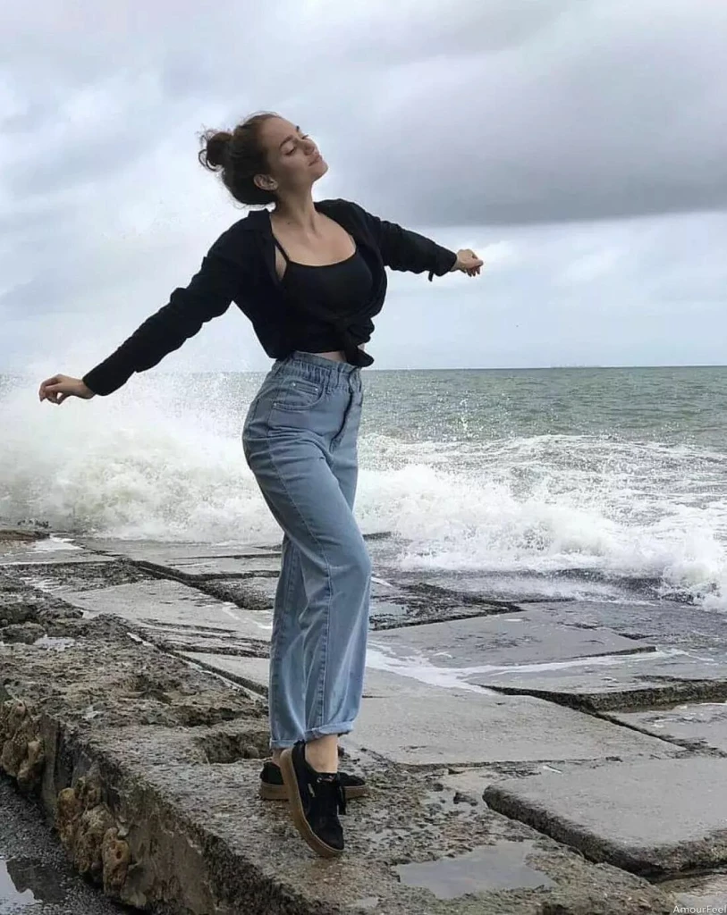 Larysa Profile image 1