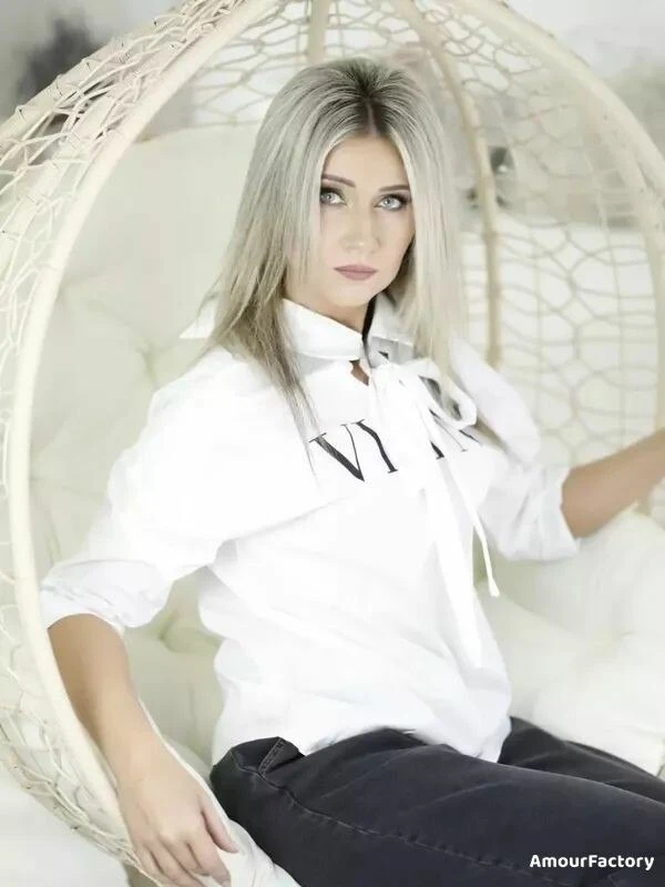 Natalia Profile image 3