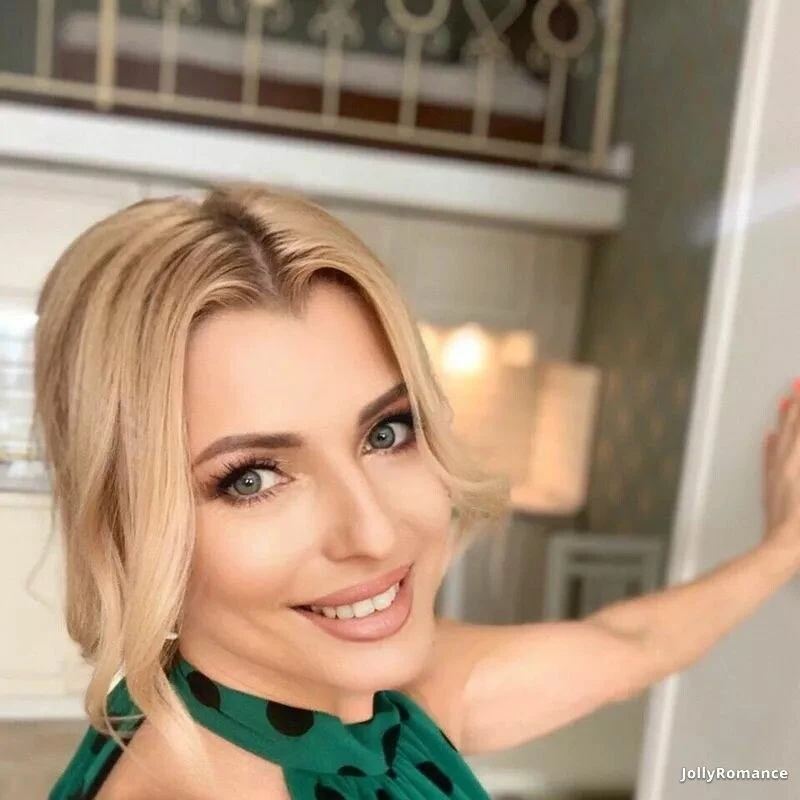 Marina Profile image 1