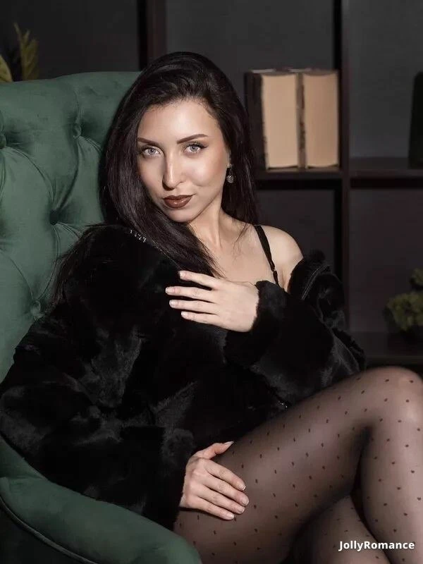 Maria Profile image 1