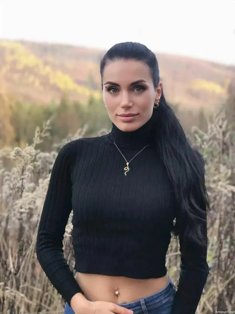 Juliya Profile image 2