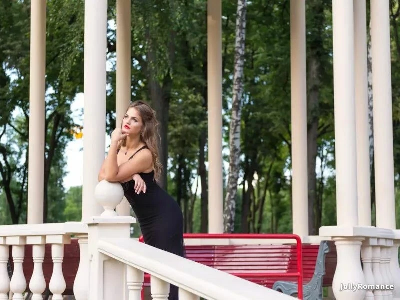 Nataliya Profile image 2