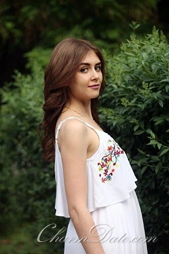 Anna Profile image 1