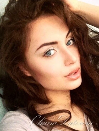 Anna Profile image 1